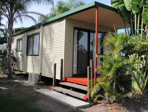Hillcrest Holiday Park - Schoolies Week Accommodation 4