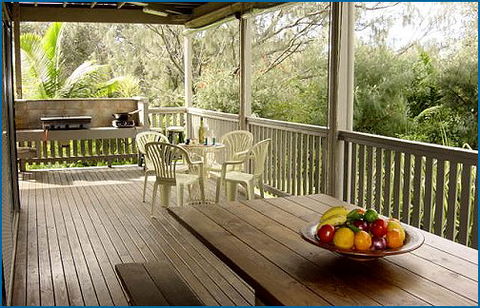 Fraser Island Hideaway - Schoolies Week Accommodation 3