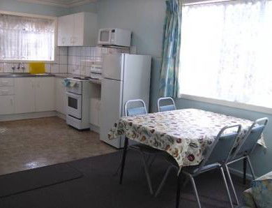 Lisianna Holiday Apartments - Schoolies Week Accommodation 3