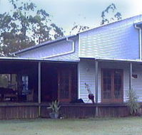 Tin Peaks Bed and Breakfast - Schoolies Week Accommodation