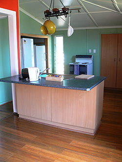 Cunnamulla Cabins - Schoolies Week Accommodation 1