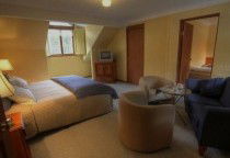 Girraween Country Inn - Schoolies Week Accommodation 1