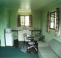 Country Style Accommodation Park - Schoolies Week Accommodation