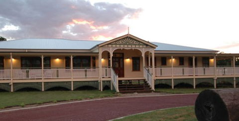 Loggers Rest Bed And Breakfast - Schoolies Week Accommodation 0