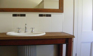 Mallow Cottage - Schoolies Week Accommodation 1