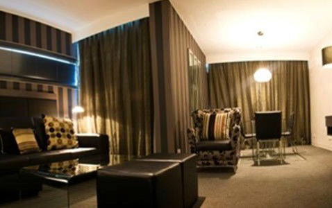Emporium Hotel - Schoolies Week Accommodation 6