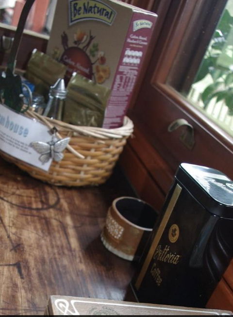 Crebra Farmhouse - Schoolies Week Accommodation 2