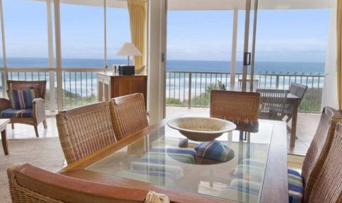 Whalewatch Ocean Beach Resort - Schoolies Week Accommodation 4