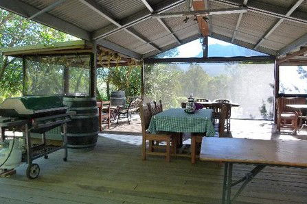 Tuckeroo Cottages And Gardens - Schoolies Week Accommodation 1