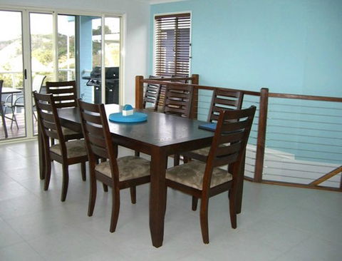 Blue Ocean View Beach House - Schoolies Week Accommodation 0