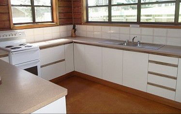 Mirrabooka - Chalet - Schoolies Week Accommodation 1