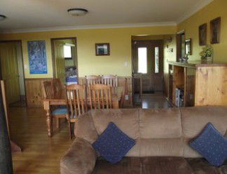 Bunya Paradise - Holiday Home - Schoolies Week Accommodation 2