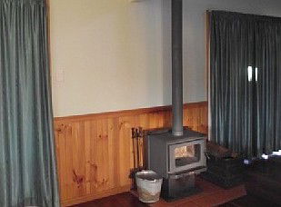 Pineview - Holiday Home - Schoolies Week Accommodation 2