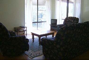 Possum Lodge - Holiday Home - Schoolies Week Accommodation 4