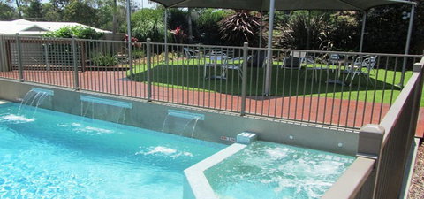 Country Comfort Toowoomba - Schoolies Week Accommodation 0