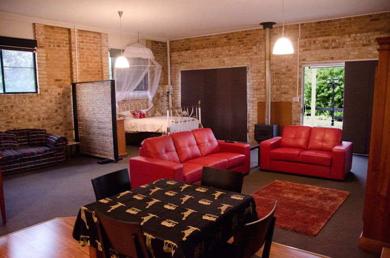 Rangeville QLD Schoolies Week Accommodation