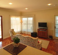 Blue Ridge Manor Bed and Breakfast - Schoolies Week Accommodation
