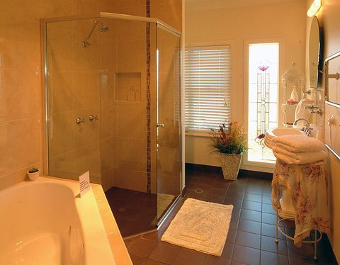 Blue Ridge Manor Bed And Breakfast - Schoolies Week Accommodation 1