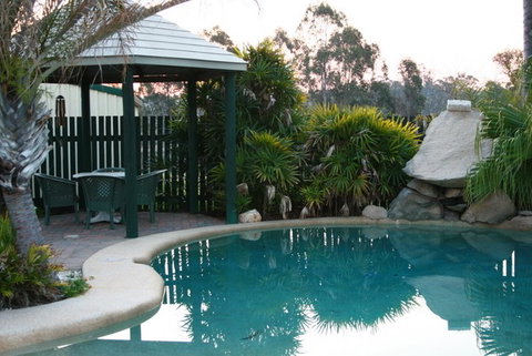 Wondai Colonial Motel And Restaurant - Schoolies Week Accommodation 2