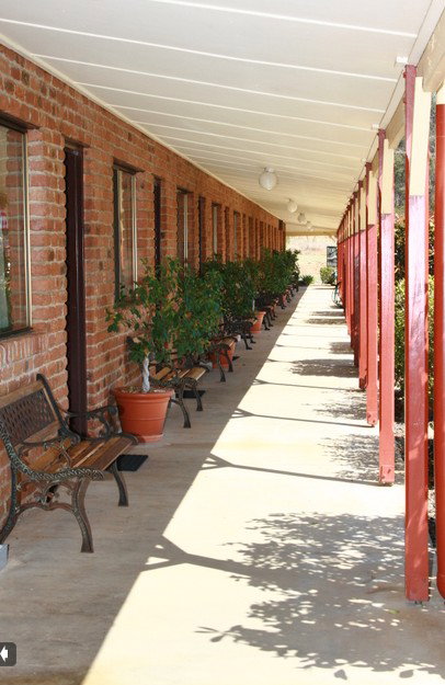 Wondai Colonial Motel And Restaurant - Schoolies Week Accommodation 5