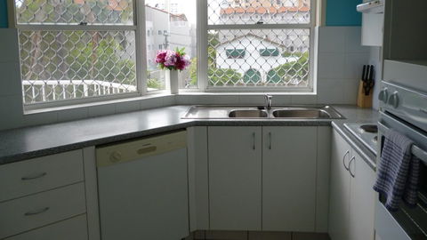 Le Lavandou Holiday Apartments - Schoolies Week Accommodation 3