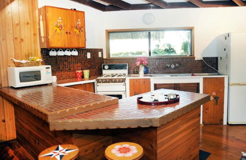 Bavarian Hut And Cottages - Schoolies Week Accommodation 3