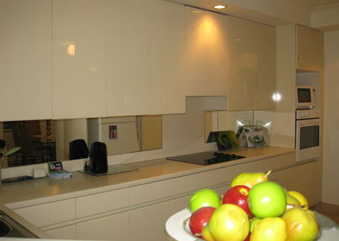 Contessa Holiday Apartments - Schoolies Week Accommodation 3