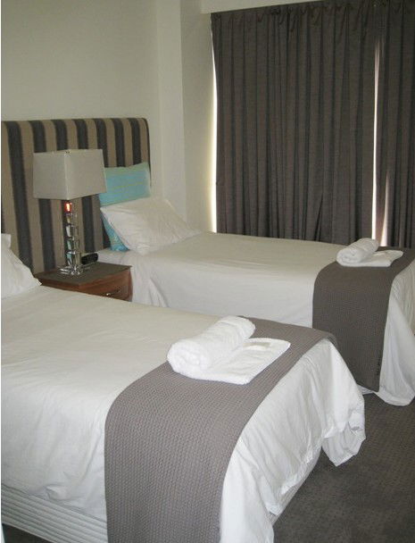 Contessa Holiday Apartments - Schoolies Week Accommodation 4