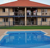 Pinnacles Edge Resort - Schoolies Week Accommodation