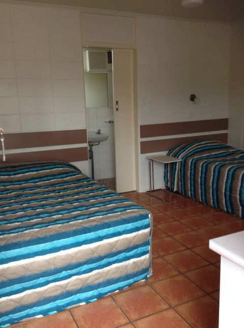 Sunburst Motel - Schoolies Week Accommodation 2