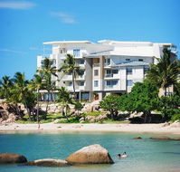 Coral Cove Apartments - Schoolies Week Accommodation