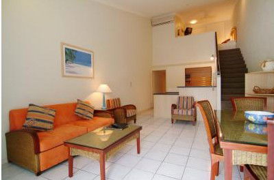 Comfort Suites Trinity Beach Club - Schoolies Week Accommodation 2