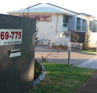 City Golf Club Motel - Schoolies Week Accommodation