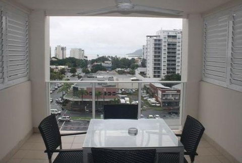 BEST WESTERN PLUS  Cairns Central Apartments - Schoolies Week Accommodation 3