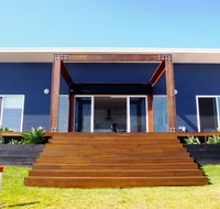 Blue Shack - Schoolies Week Accommodation