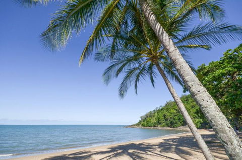 Roydon Beachfront Holiday Apartments - Schoolies Week Accommodation 4
