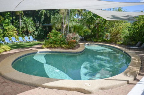 Roydon Beachfront Holiday Apartments - Schoolies Week Accommodation 6