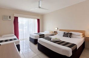 City Sheridan Inn - Schoolies Week Accommodation 0