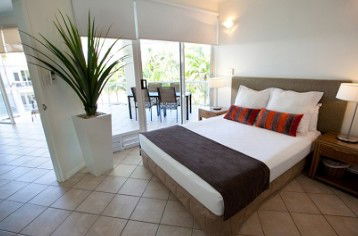 Beaches At Port Douglas - Schoolies Week Accommodation 3