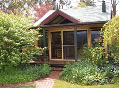 Willowlake Cottages - Schoolies Week Accommodation 0