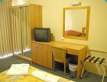 Schoolies Week Accommodation