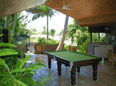 Airlie Beach Motor Lodge - Schoolies Week Accommodation