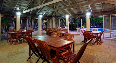Comfort Inn & Suites Trinity Beach Club - Schoolies Week Accommodation 1