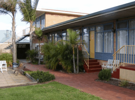  Schoolies Week Accommodation