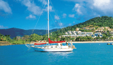 Airlie Waterfront Backpackers - Schoolies Week Accommodation