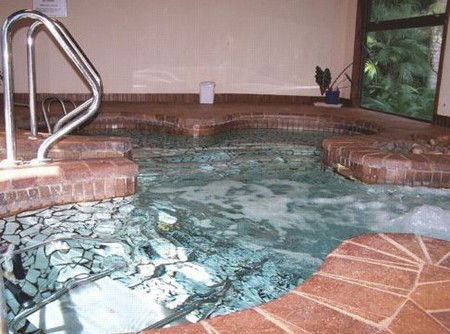 Mapleton QLD Schoolies Week Accommodation