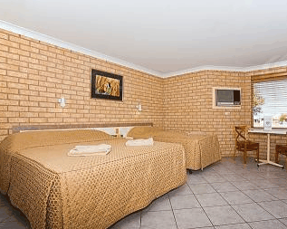 Potshot Hotel Resort - Schoolies Week Accommodation