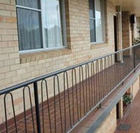 AZA Motel - Schoolies Week Accommodation