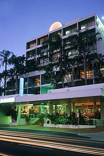 Cairns Sunshine Tower Hotel - Schoolies Week Accommodation 0