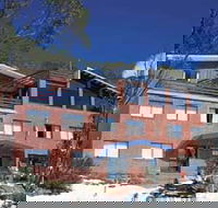 Viking Alpine Lodge - Schoolies Week Accommodation